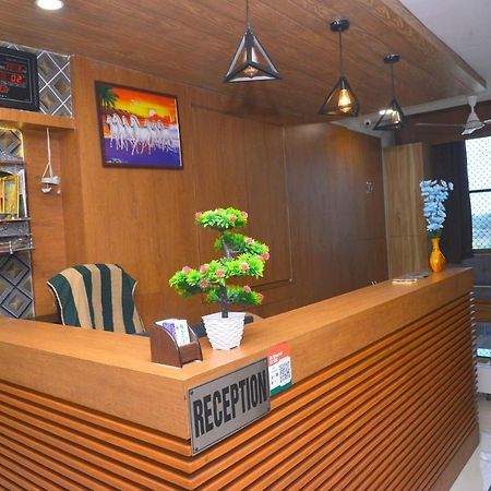 Hotel Asopalav Gandhinagar Exterior foto